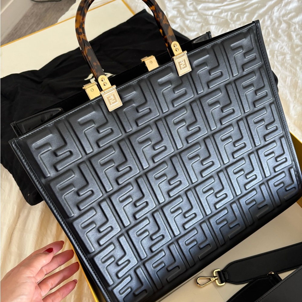Fendi sunshine bag